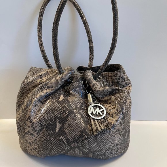 VINTAGE MICHAEL KORS - Faux Snakeskin / Slouchy Hobo Bag - Boho Chic - Picture 3 of 10